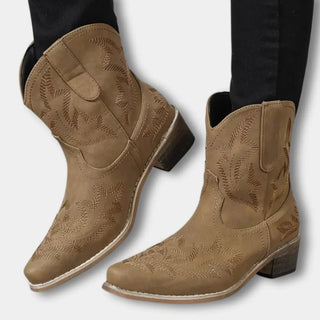 Koristetikkauksin viimeistellyt lyhytvartiset cowboysaappaat for Women – Jody