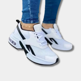 Sporttityyliset paksupohjaiset sneakersit naisille – Jami